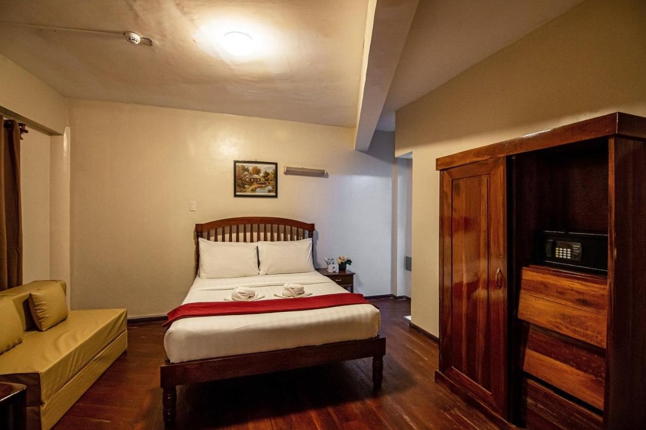 Kiwi Hotel Cebu Bagian luar foto
