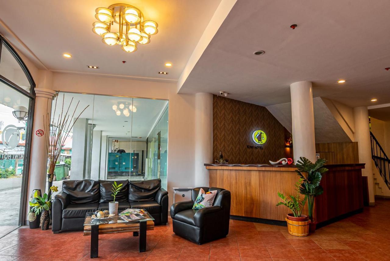 Kiwi Hotel Cebu Bagian luar foto