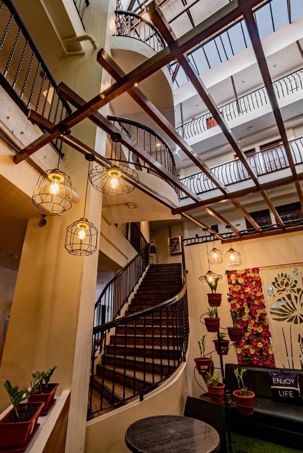 Kiwi Hotel Cebu Bagian luar foto