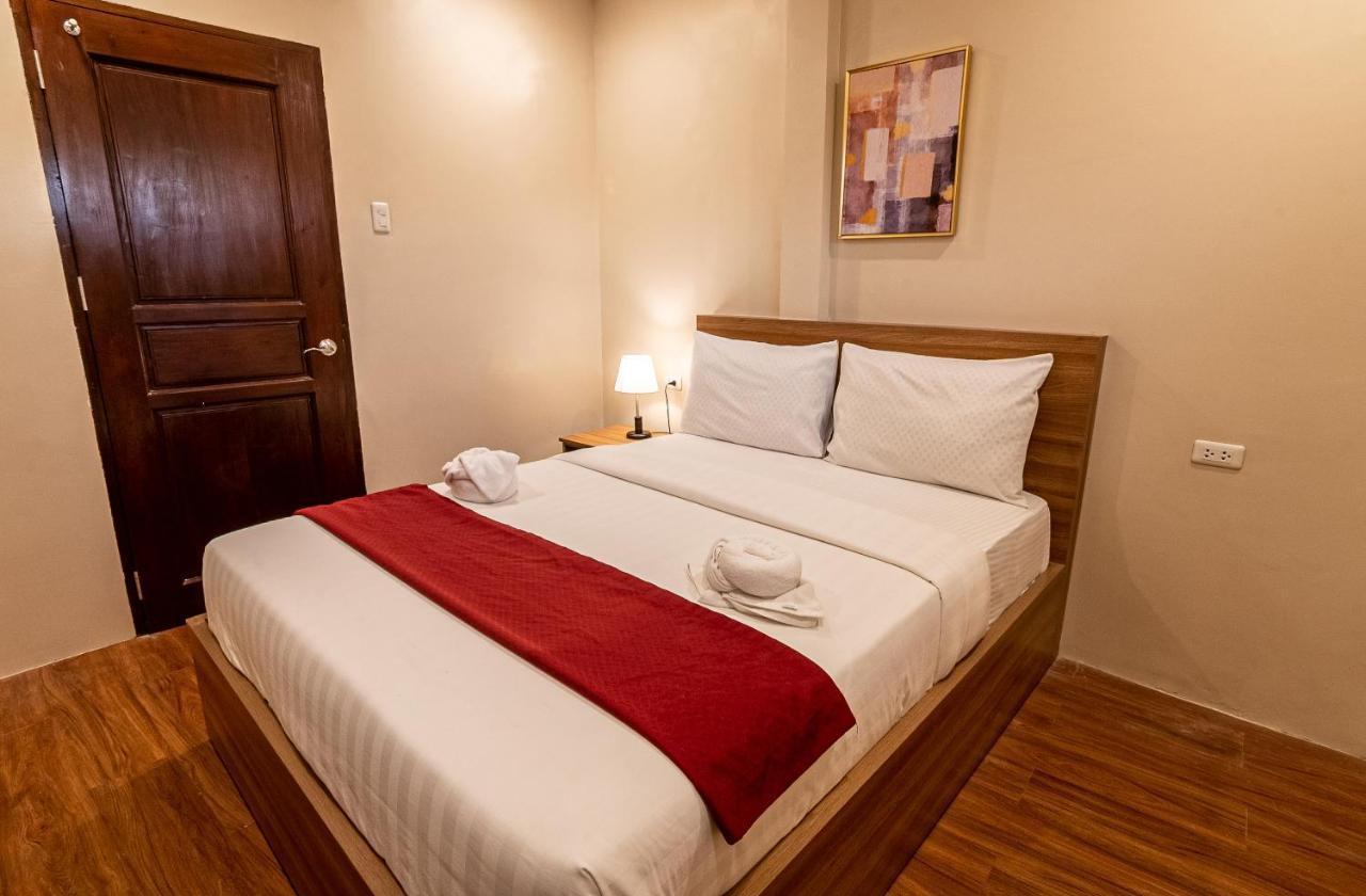 Kiwi Hotel Cebu Bagian luar foto